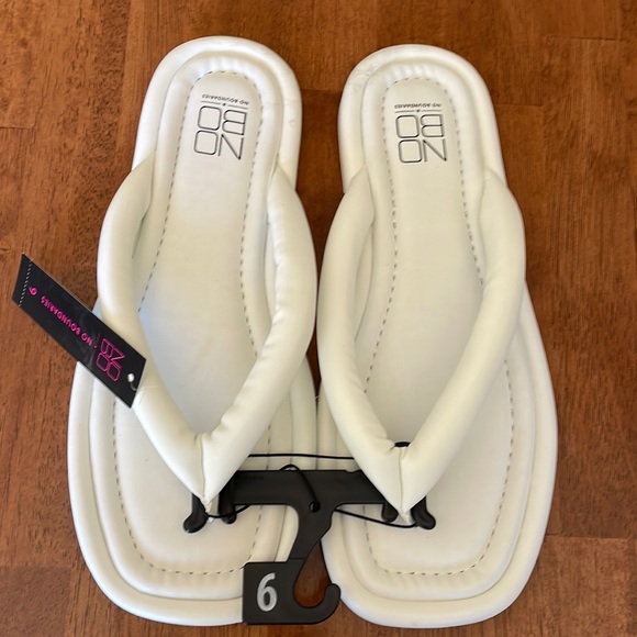 No Boundaries Shoes - 🇺🇸 3 for$10  Must bundle 3 🇺🇸 items for discount.